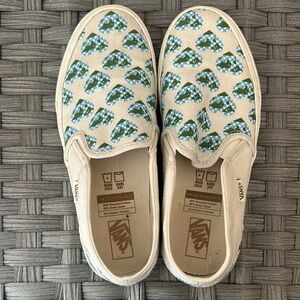 Vans Slip-On Shoes with Blue and Green Leaf Design